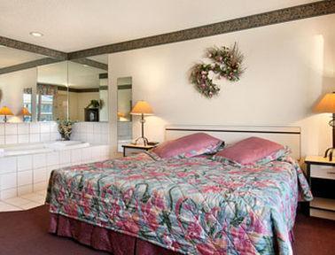 Travelstar Inn & Suites Colorado Springs Chambre photo